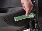  Toyota  Yaris TOYOTA  / 2020 / 5P / BERLINA HYBRID BUSINESS MY21 #63