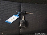 Toyota  Yaris TOYOTA  / 2020 / 5P / BERLINA HYBRID BUSINESS MY21 #84