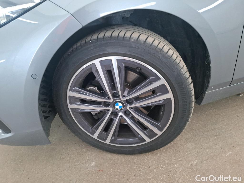  Bmw  Serie 1 BMW Série 1 / 2019 / 5P / Berline 1.5 116I Business Design #8