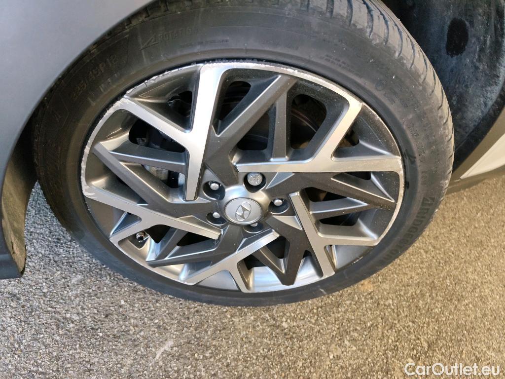  Hyundai  Konna Kona Creative Hybrid 2WD 1.6 GDI 140CV BVA6 E6d #19
