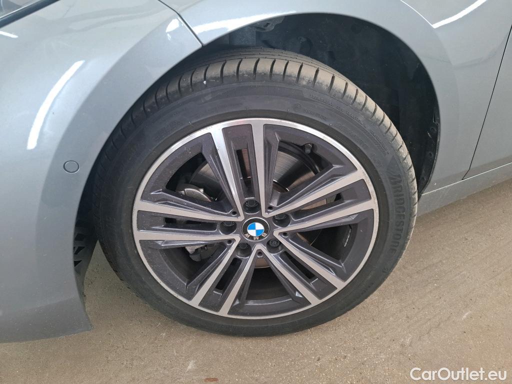 Bmw  Serie 1 BMW Série 1 / 2019 / 5P / Berline 1.5 116I Business Design #9
