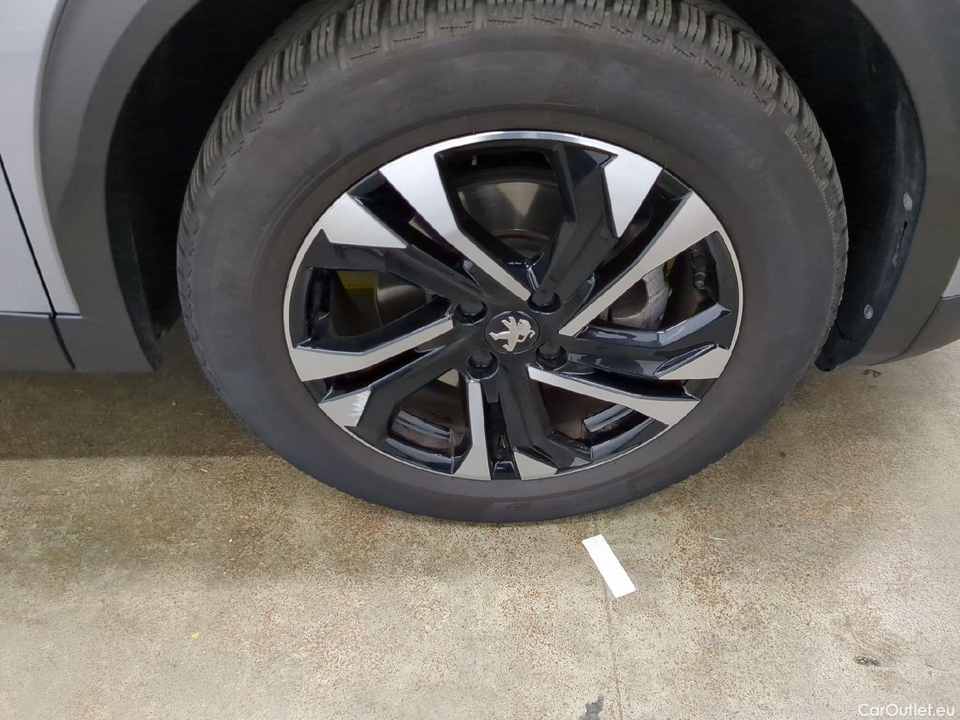  Peugeot  2008  Allure 1.5 HDi 130CV BVA8 E6d #6