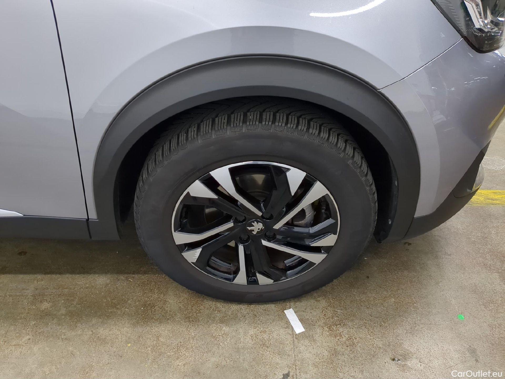  Peugeot  2008  Allure 1.5 HDi 130CV BVA8 E6d #4