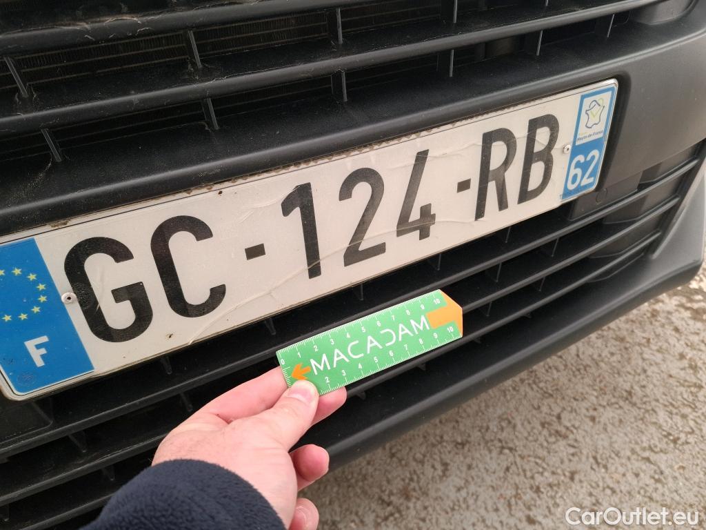  Peugeot  Expert  Fourgon Asphalt L3 2.0 HDi 120CV BVM6 E6d #48