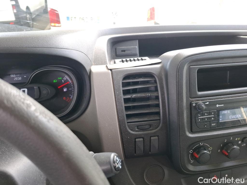  Renault  Trafic RENAULT  VU 4p Fourgon FG CF L2H1 1200 dCi 95 E6 #34