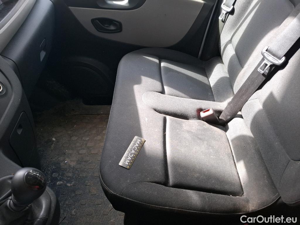  Renault  Trafic RENAULT  VU 4p Fourgon FG CF L2H1 1200 dCi 95 E6 #53