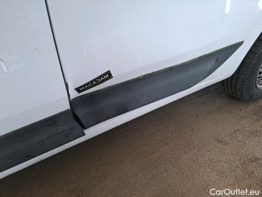  Renault  Kangoo RENAULT  / 2021 / 4P / Fourgonnette GD CONFORT - BLUE DCI 75 #25