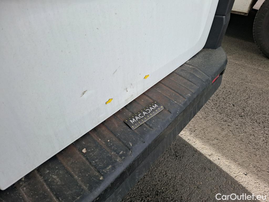  Renault  Trafic RENAULT  VU 4p Fourgon FG CF L2H1 1200 dCi 95 E6 #22