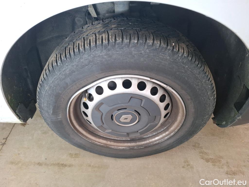  Renault  Kangoo RENAULT  / 2021 / 4P / Fourgonnette GD CONFORT - BLUE DCI 75 #31