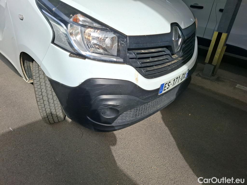  Renault  Trafic RENAULT  VU 4p Fourgon FG CF L2H1 1200 dCi 95 E6 #11