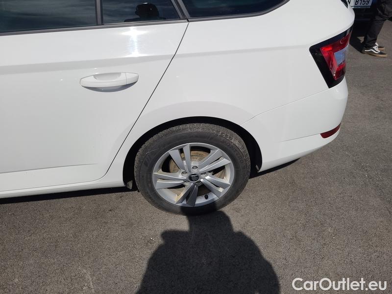  Skoda  Fabia  Combi (2015) Com.1.0TSI 70 Ambition 5d #7