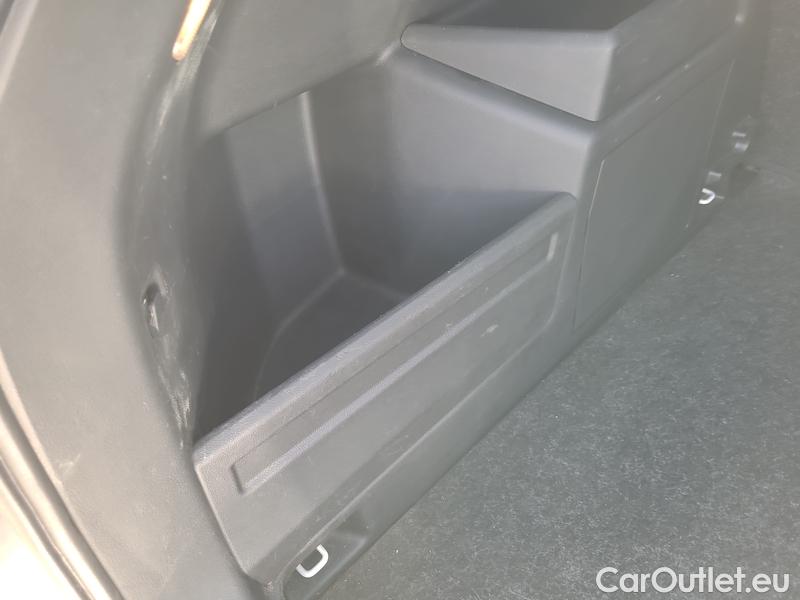  Skoda  Fabia  Combi (2015)  Com 1.0TSI 81 Ambition #17