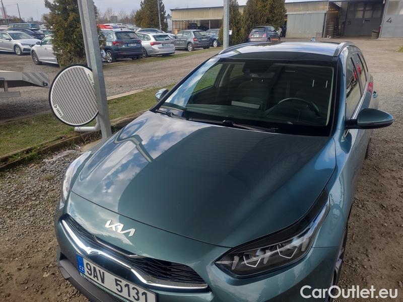  KIA  Cee'd Ceed Sportswagon (2018->) Ceed SW 1.5 T-GDI 118 Top #20