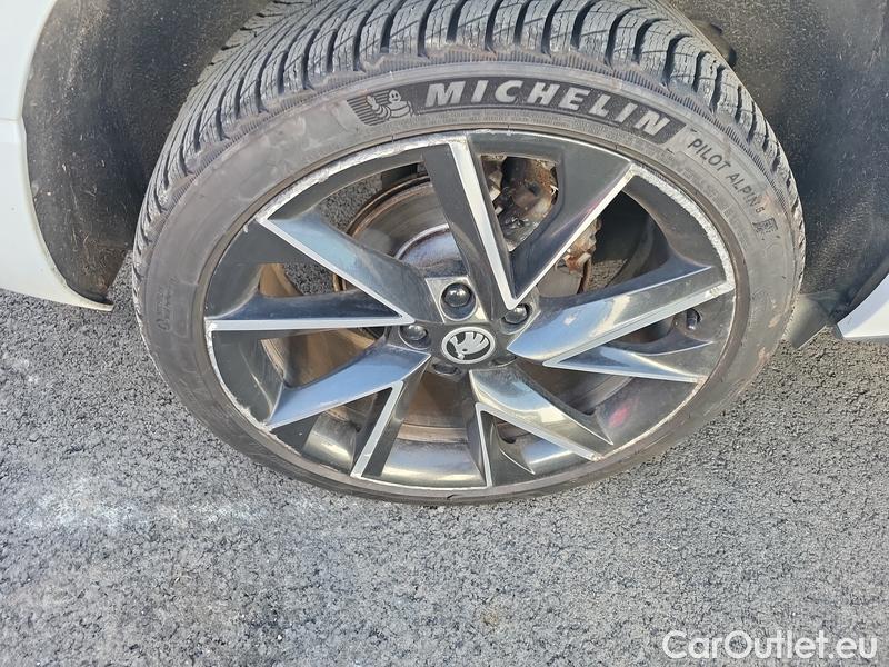  Skoda  Karoq  (NU)(2017->)  1.5TSI 110 ACT Sport. AT #27