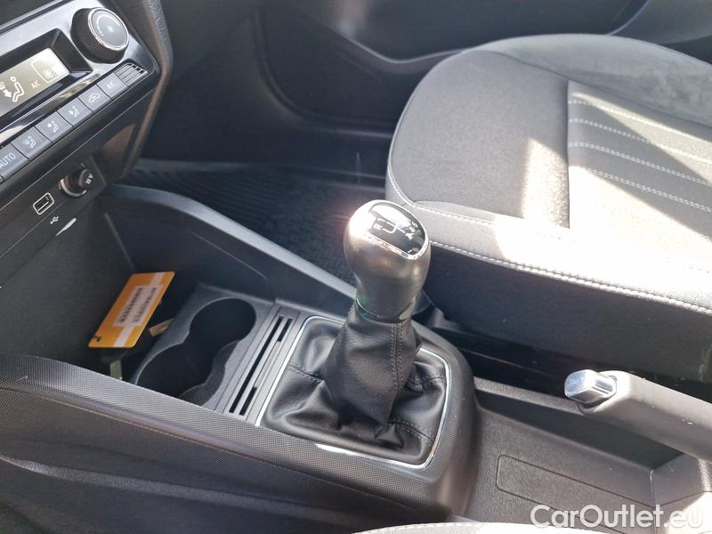  Skoda  Fabia  Combi (2015)  Com 1.0TSI 81 Style #7
