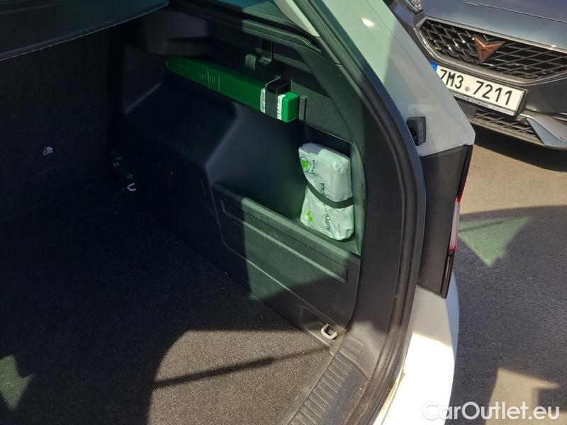  Skoda  Fabia  Combi (2015) Com.1.0TSI 70 Ambition 5d #10