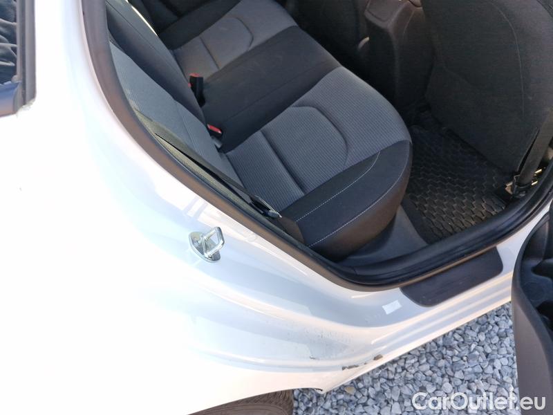  Hyundai  i30   cw (PD)(2017->)  kom.1.0TGDI 120 Comfort #22