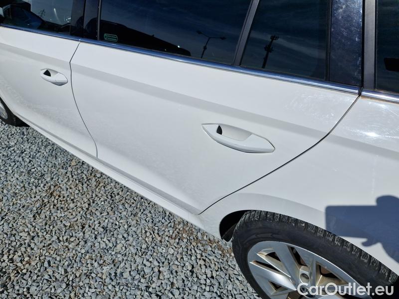  Skoda  Octavia  Combi (NX3)(2020) Oct.C.2.0TDI 110 4x4 Style AT #10