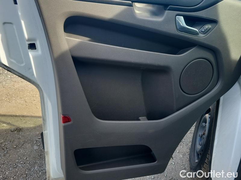  Ford  Transit  Custom (2013) TrCust EBL 310 HEV Trend L1 #17