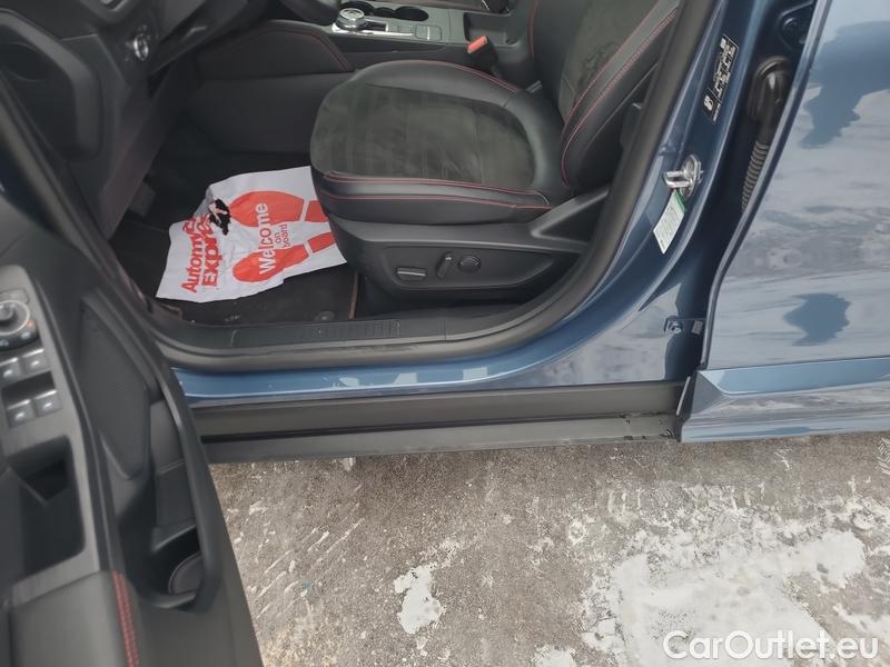  Ford  Kuga  (2019)  2.5DT HEV ST-Line X AT 5d #6