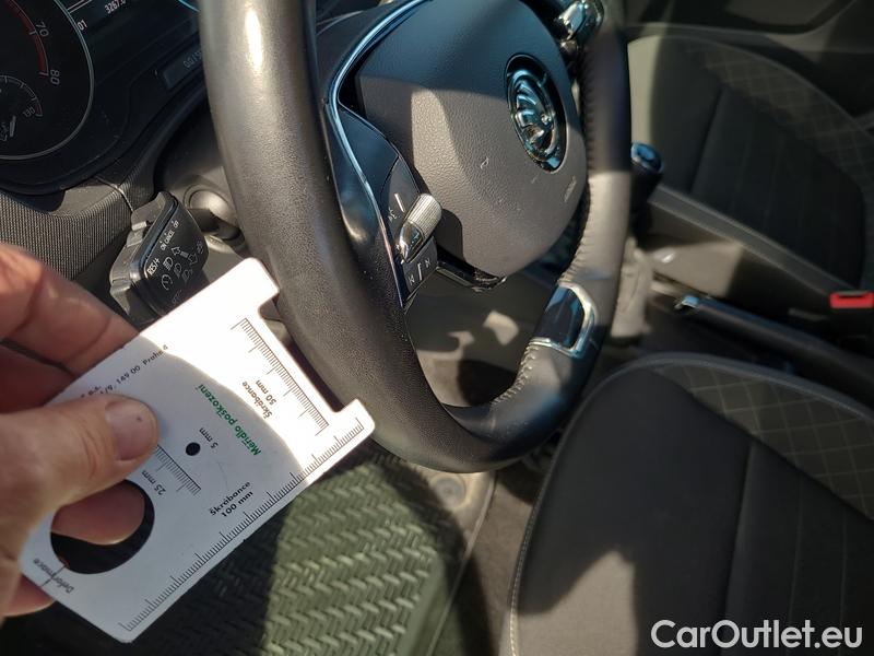  Skoda  Fabia  Combi (2015) Com.1.0TSI 70 Ambition 5d #2