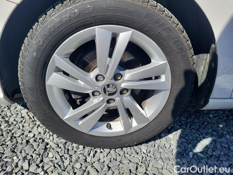  Skoda  Fabia  Combi (2015)  Com.1.0TSI 70 Ambition #3