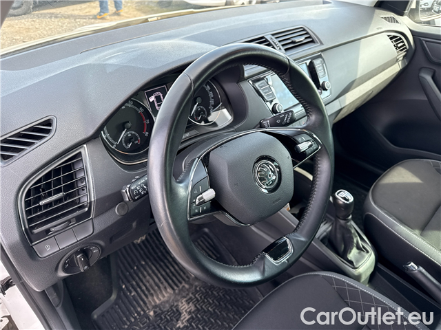  Skoda  Fabia Com.1.0TSI 70 Ambition 5d #21