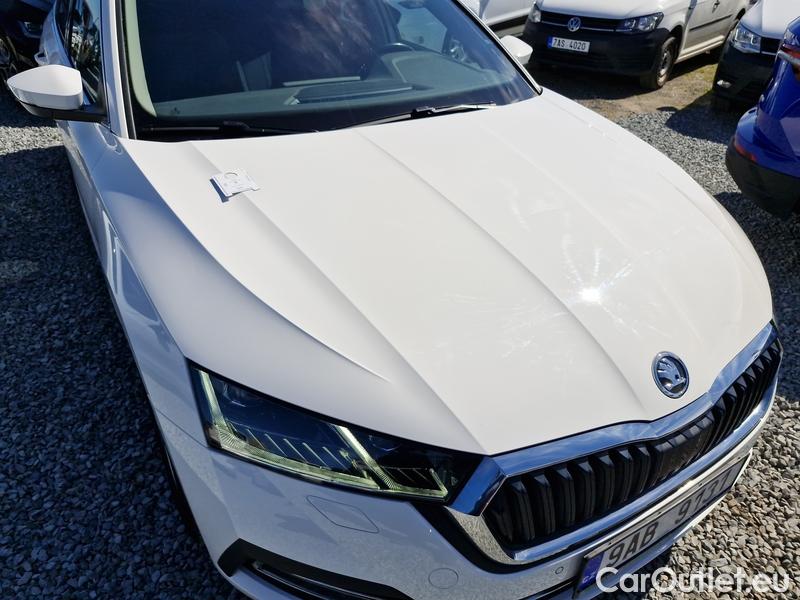  Skoda  Octavia  Combi (NX3)(2020) Oct.C.2.0TDI 110 4x4 Style AT #3