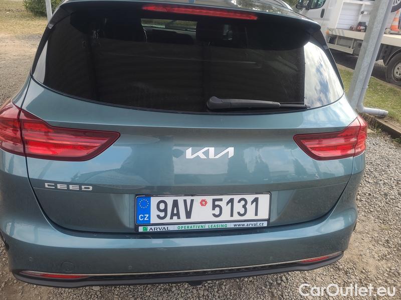  KIA  Cee'd Ceed Sportswagon (2018->) Ceed SW 1.5 T-GDI 118 Top #10