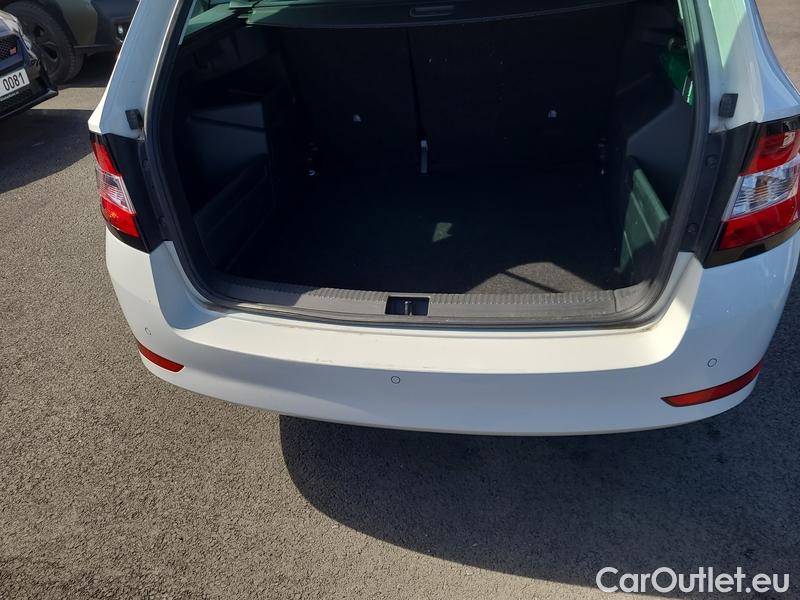  Skoda  Fabia  Combi (2015) Com.1.0TSI 70 Ambition 5d #12