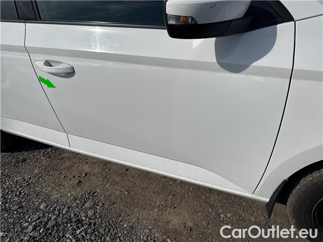  Skoda  Fabia Com.1.0TSI 70 Ambition 5d #11