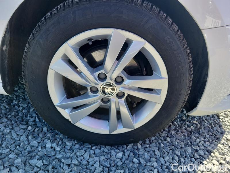  Skoda  Fabia  Combi (2015)  Com.1.0TSI 70 Ambition #18
