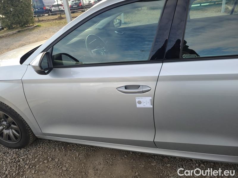  Skoda  Octavia  Combi (NX3)(2020) Oct.C.2.0TDI 110 4x4 Ambit AT #2