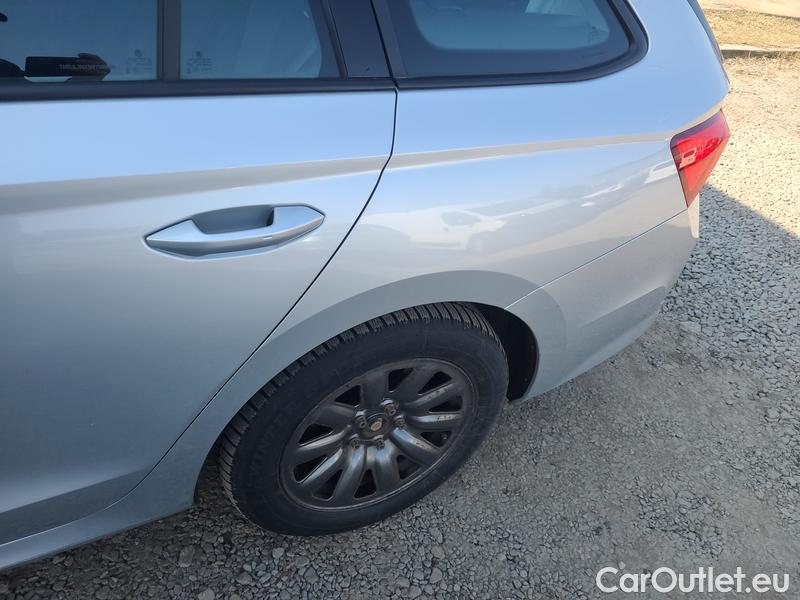 Skoda  Octavia  Combi (NX3)(2020) Oct.C.2.0TDI 110 4x4 Ambit AT #9