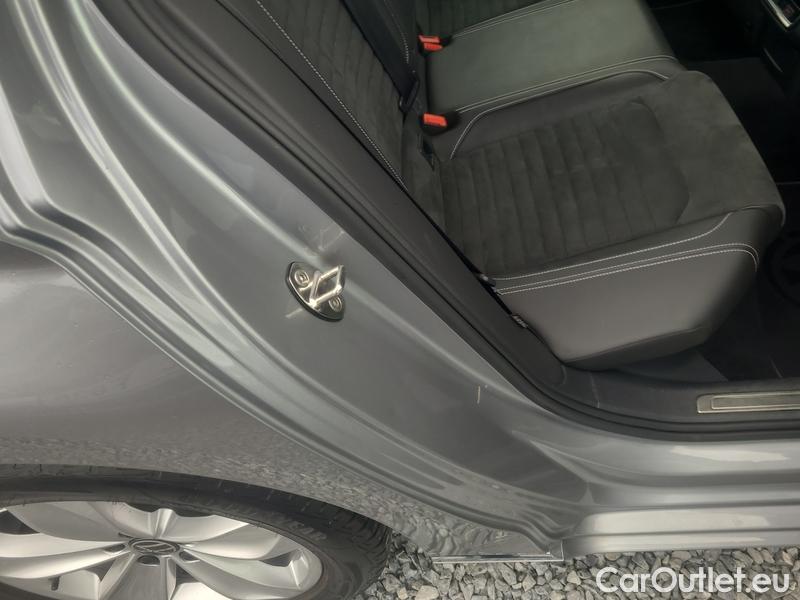  Volkswagen  Passat  Variant (CB5) (2019) Pas.Var.1.5TSI EVO Elegance AT #9