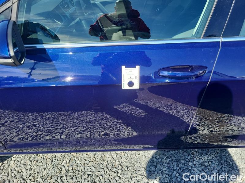  Volkswagen  Golf  VII Variant  (BV5)(2017->) Var.2.0TDI 110 Highline #5