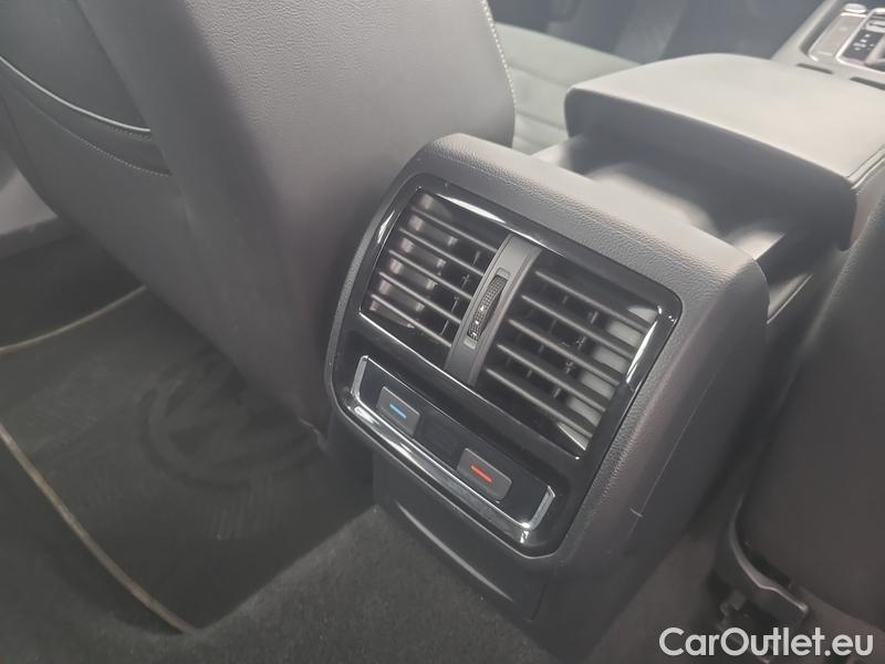  Volkswagen  Passat  Variant (CB5) (2019) Pas.Var.1.5TSI EVO Elegance AT #10