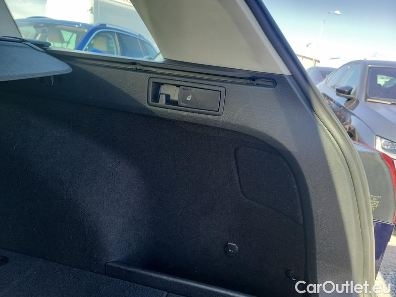  Volkswagen  Golf  VII Variant  (BV5)(2017->) Var.2.0TDI 110 Highline #11