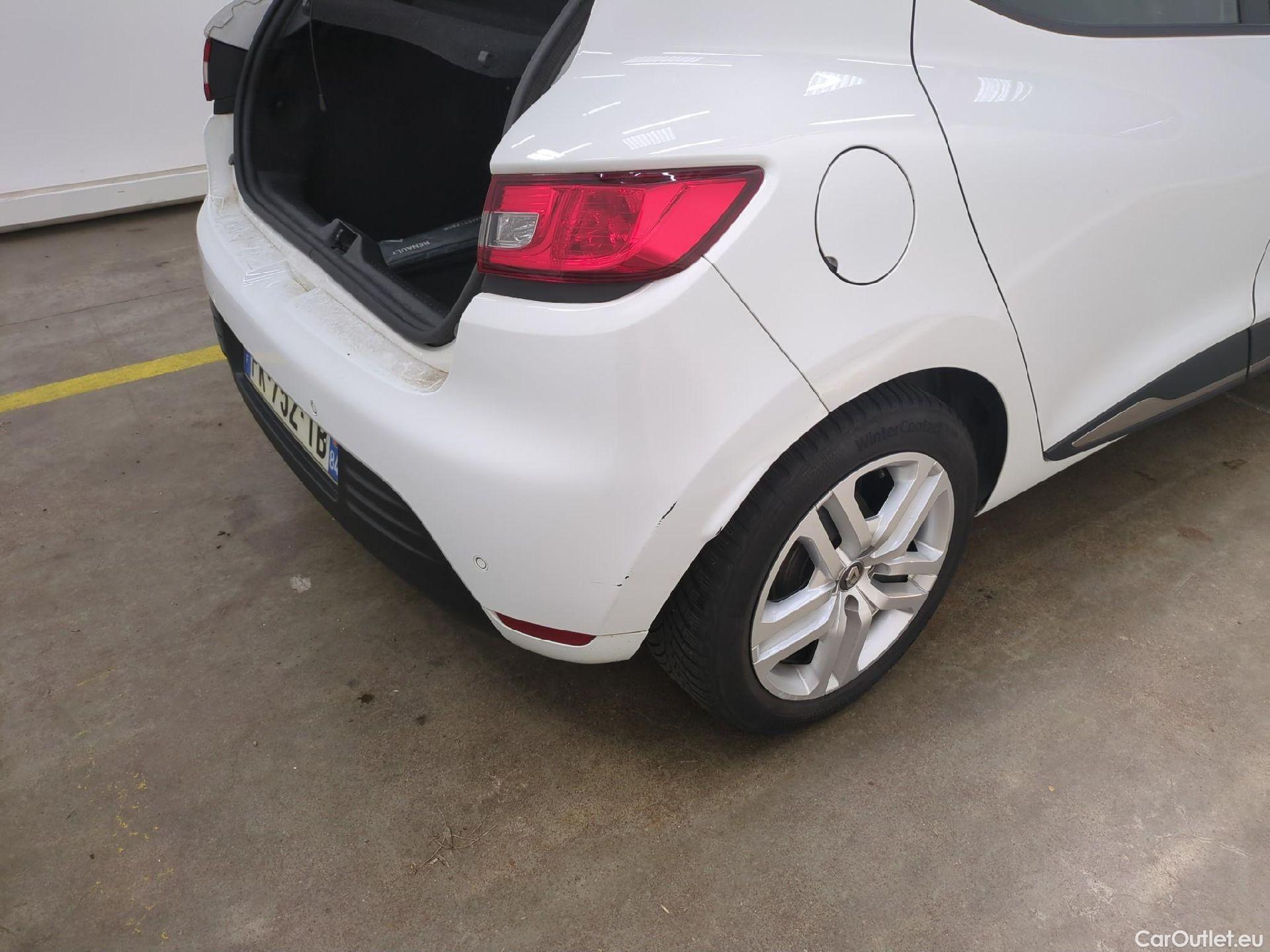  Renault  Clio  IV Business 0.9 TCe 90CV BVM5 E6 #24