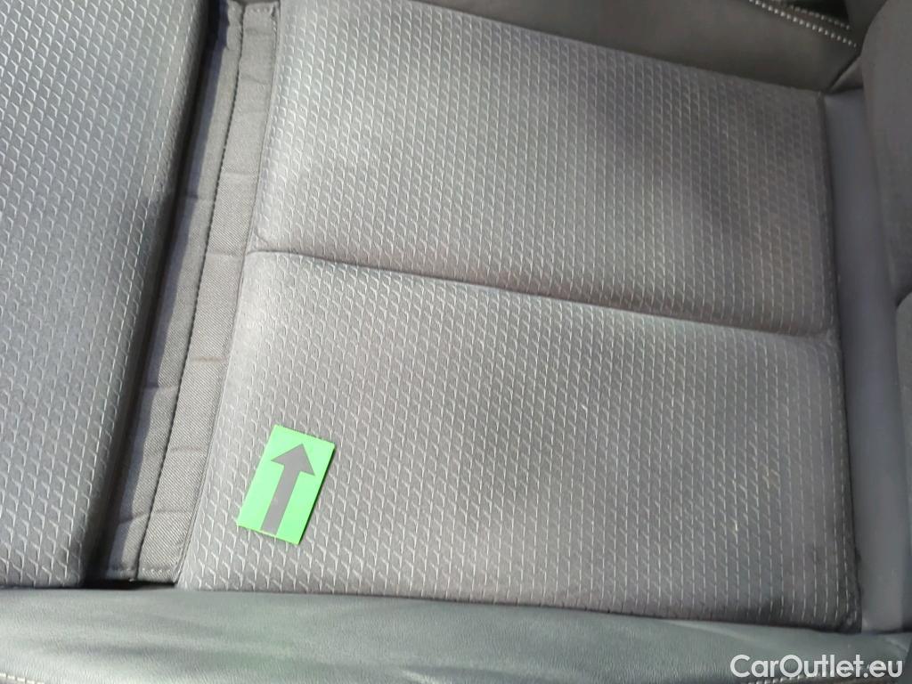  Audi  Q3 35 TFSI #16