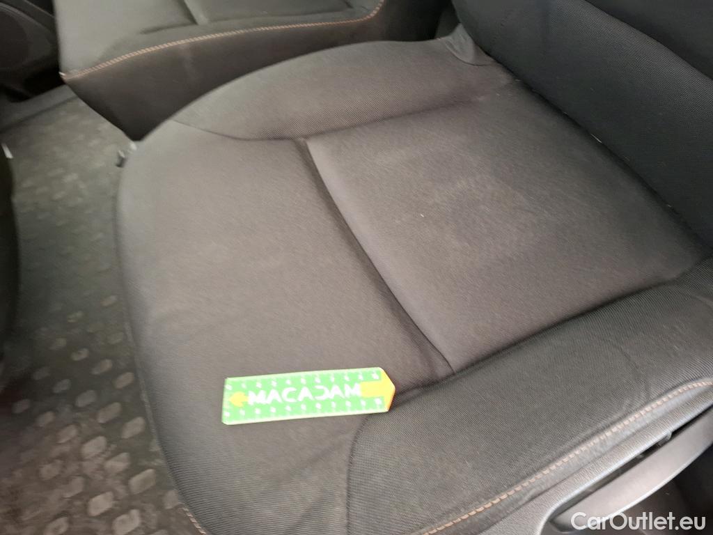  Renault  Trafic RENAULT  4p Combi Life L2 Energy dCi 125 #20