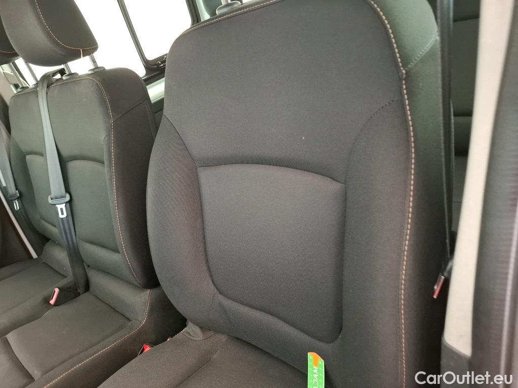  Renault  Trafic RENAULT  4p Combi Life L2 Energy dCi 125 #21