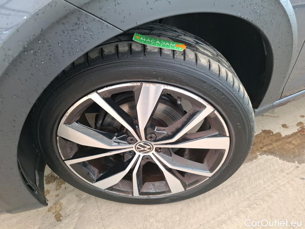  Volkswagen  Taigo  R-Line 1.5 TSI 150CV BVA7 E6d #4