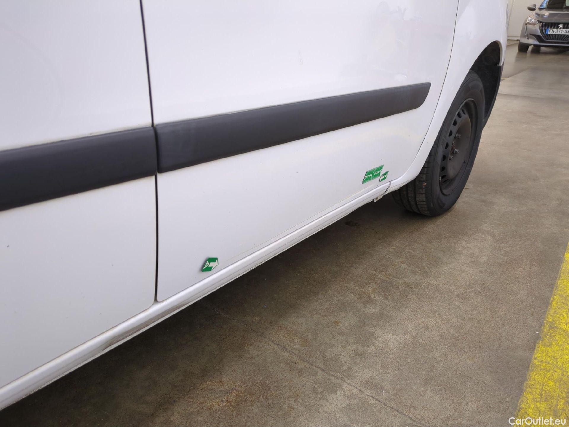  Renault  Kangoo  Express Extra (Série Spéciale) 1.5 dCi 75CV BVM5 E6 #34