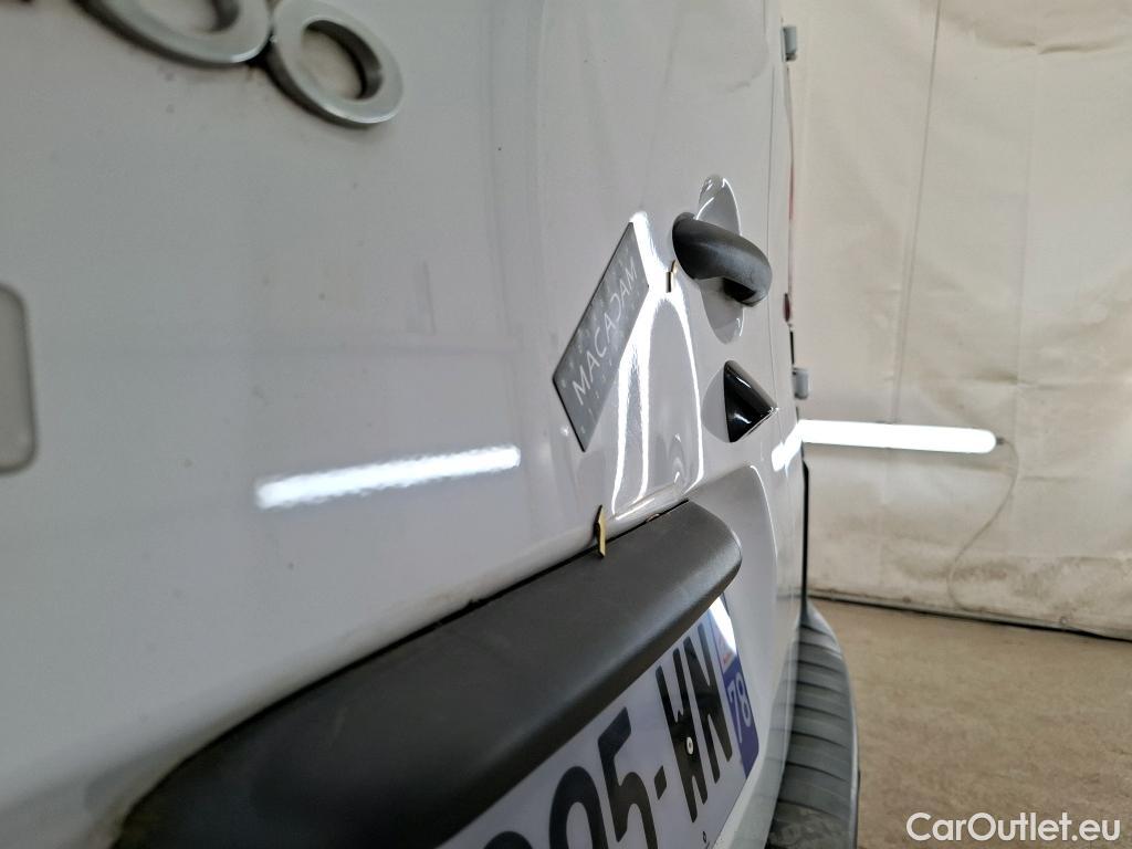  Renault  Kangoo  II Express Extra (Série Spéciale) 1.5 dCi 80CV BVM6 E6dT #35