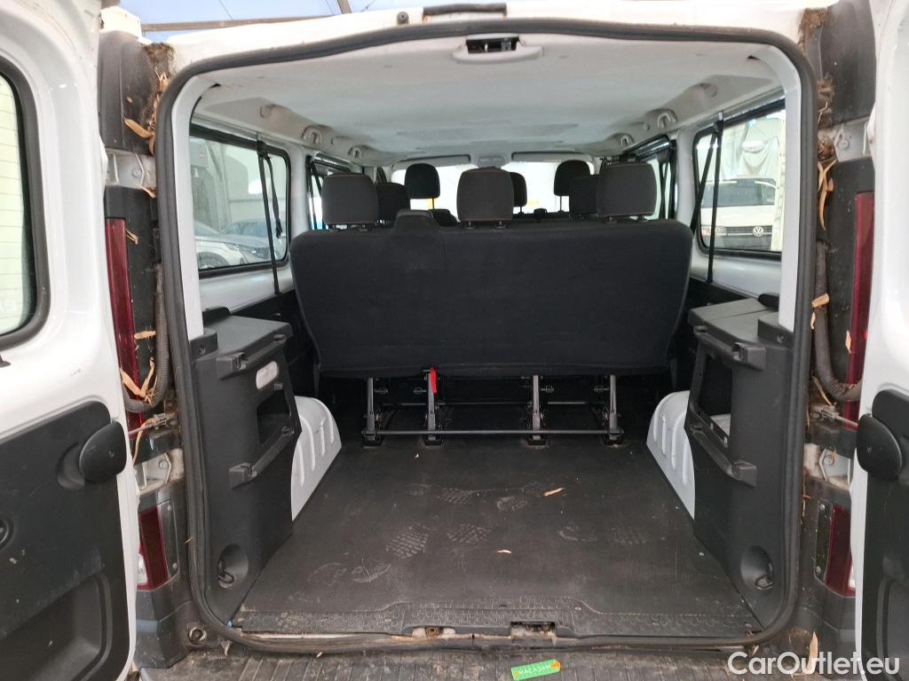  Renault  Trafic RENAULT  4p Combi Life L2 Energy dCi 125 #15
