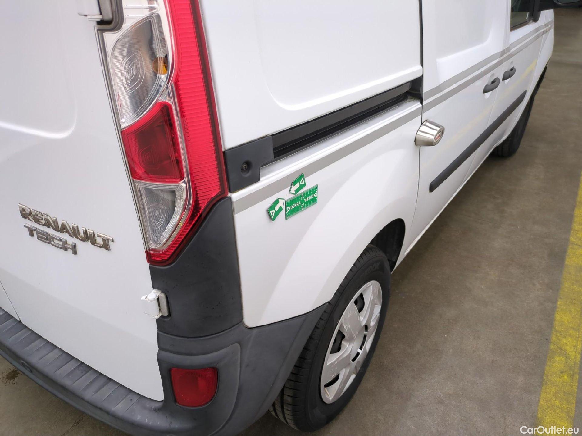  Renault  Kangoo  Express Extra (Série Spéciale) 1.5 dCi 75CV BVM5 E6 #30