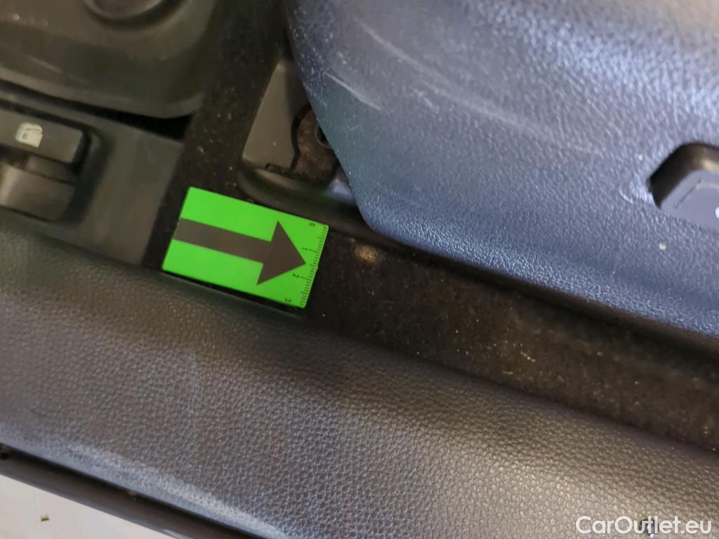  Toyota  Corolla 1.8 Hybrid Business HSD E-CVT #2