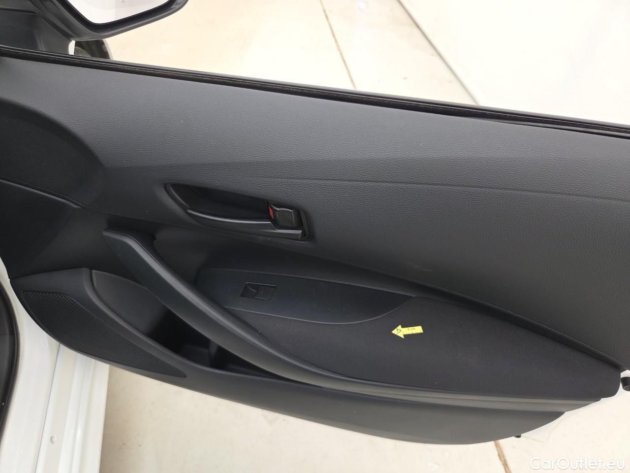  Toyota  Corolla 1.8 Hybrid Eco HSD TS E-CVT #53