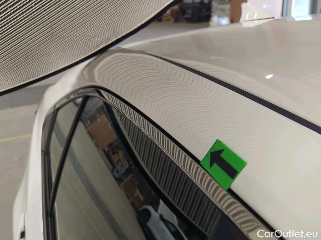  Toyota  Corolla 1.8 Hybrid Business HSD E-CVT #18